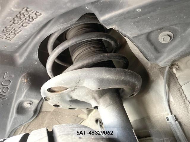 Toyota VOXY 2021-09 8854988-19