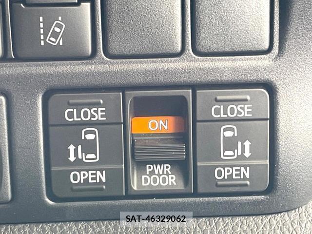 Toyota VOXY 2021-09 8854988-4