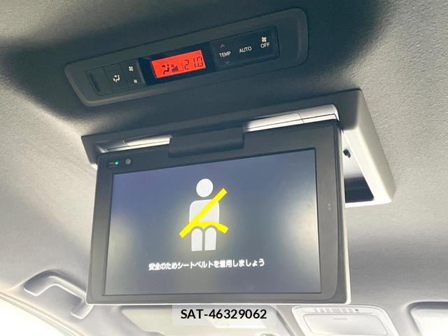 Toyota VOXY 2021-09 8854988-5