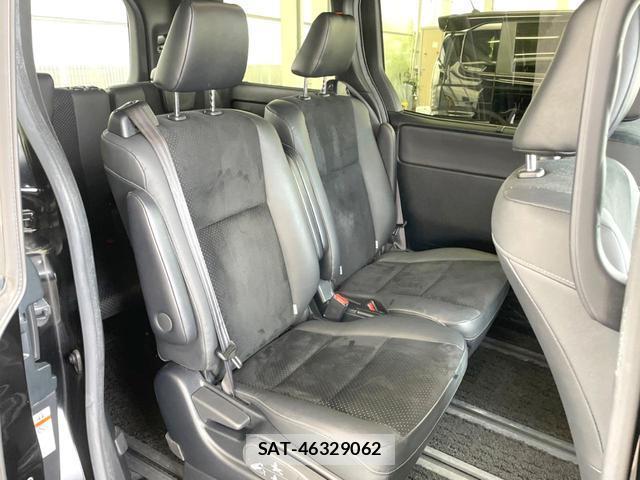 Toyota VOXY 2021-09 8854988-8