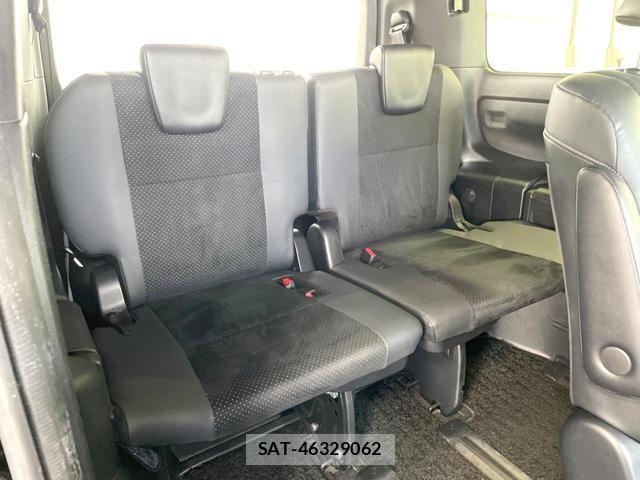 Toyota VOXY 2021-09 8854988-9