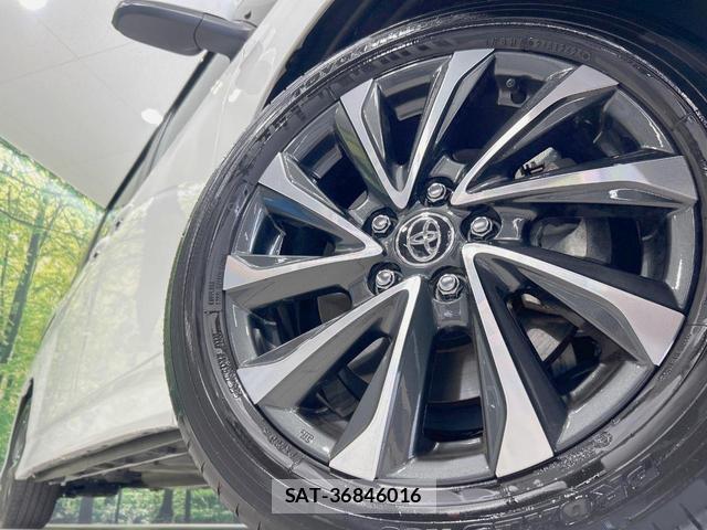 Toyota VOXY 2025-07 8855015-13