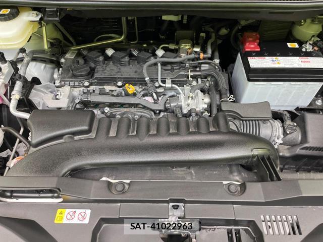 Toyota VOXY 2024-03 8855048-18