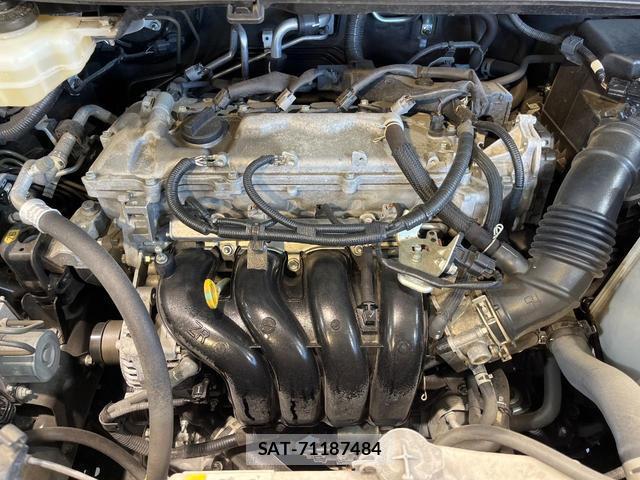 Toyota VOXY 2021-02 8855193-17