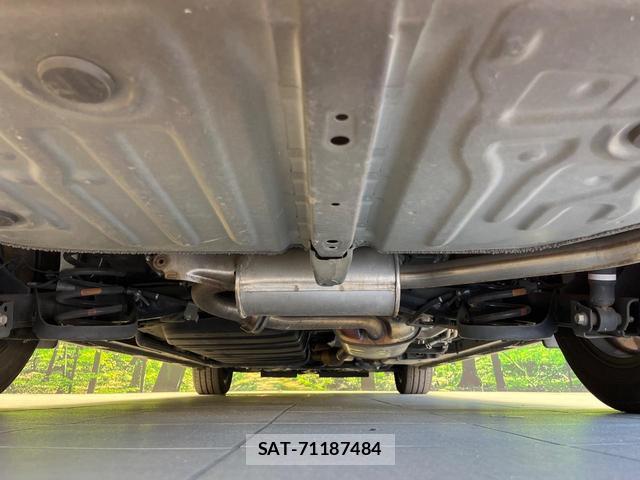 Toyota VOXY 2021-02 8855193-18