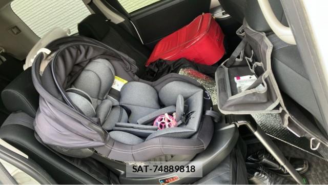 Toyota VOXY 2011-11 8855361-6