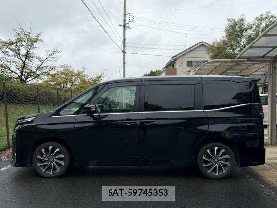 Toyota VOXY 2024-03 8855364-10