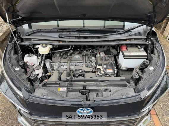 Toyota VOXY 2024-03 8855364-7