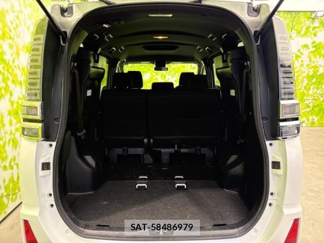 Toyota VOXY 2017-09 8855512-7