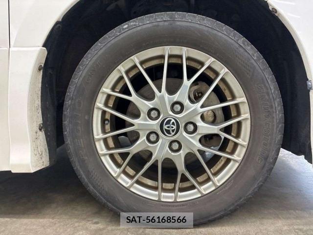 Toyota VOXY 2017-08 8855588-10