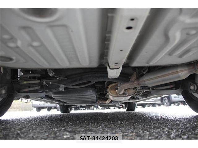 Toyota VOXY 2017-09 8855608-15