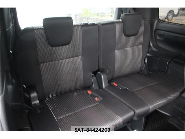 Toyota VOXY 2017-09 8855608-19