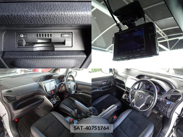 Toyota VOXY 2021-02 8855731-9