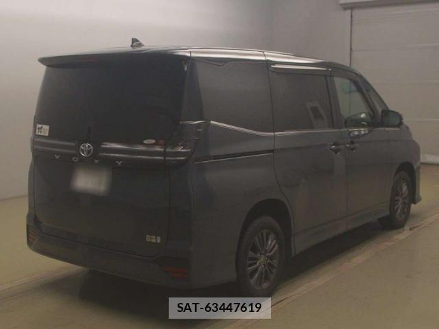 Toyota VOXY 2024-10 8855858-5