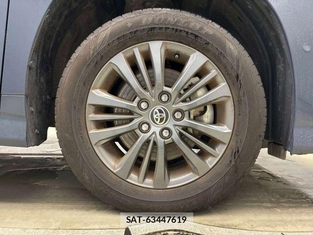 Toyota VOXY 2024-10 8855858-7
