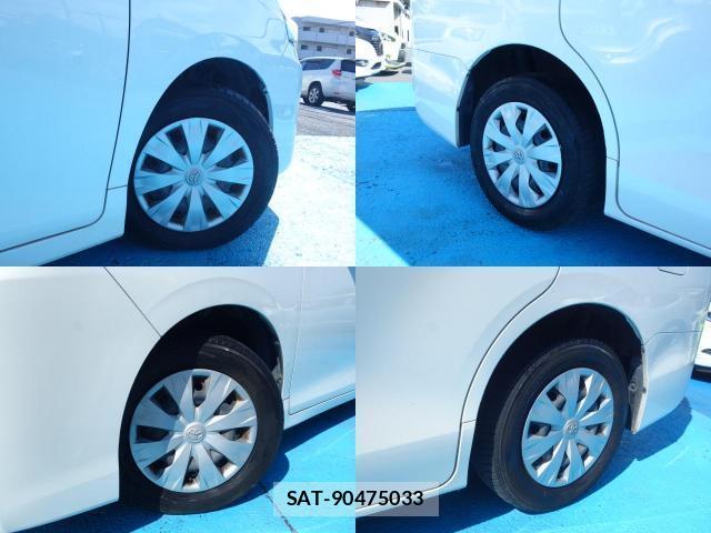 Toyota VOXY 2018-04 8856091-8