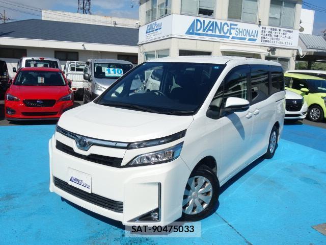 Toyota VOXY 2018-04 8856091-9