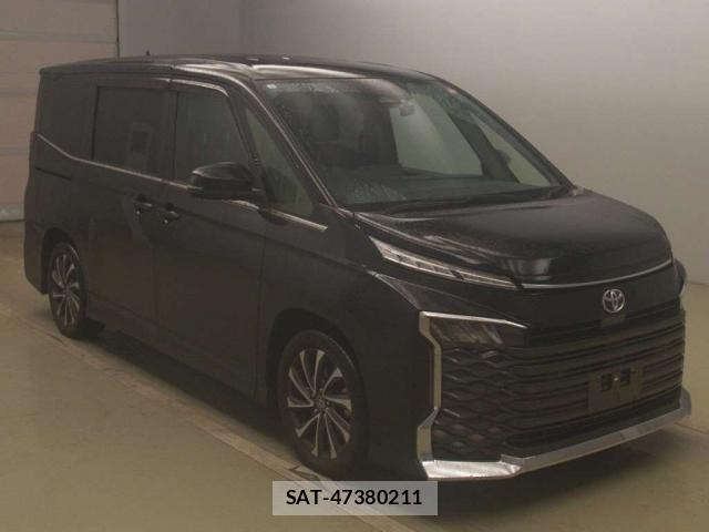Toyota VOXY 2023-08 8856582-11
