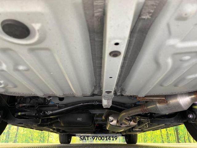 Toyota VOXY 2024-12 8856694-19