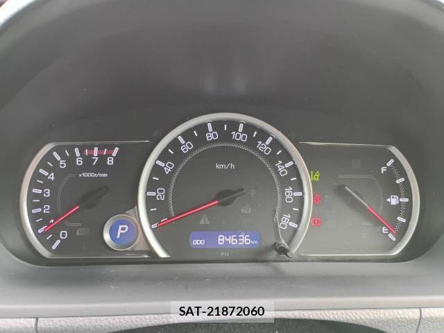 Toyota VOXY 2017-04 8856734-19