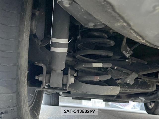 Toyota VOXY 2017-07 8856784-19