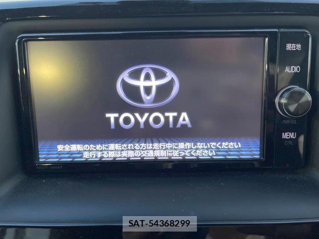 Toyota VOXY 2017-07 8856784-2