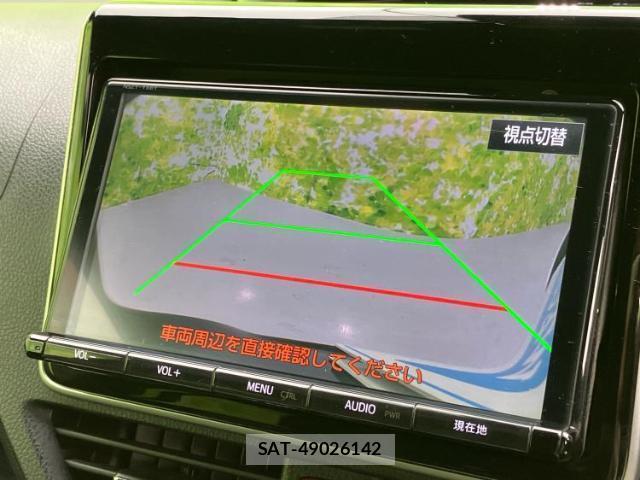 Toyota VOXY 2018-02 8856861-13
