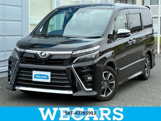 Toyota VOXY 2017-12 8856868-0