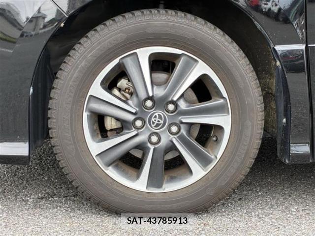 Toyota VOXY 2017-12 8856868-17