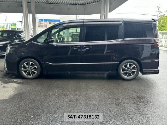 Toyota VOXY 2018-12 8856988-1