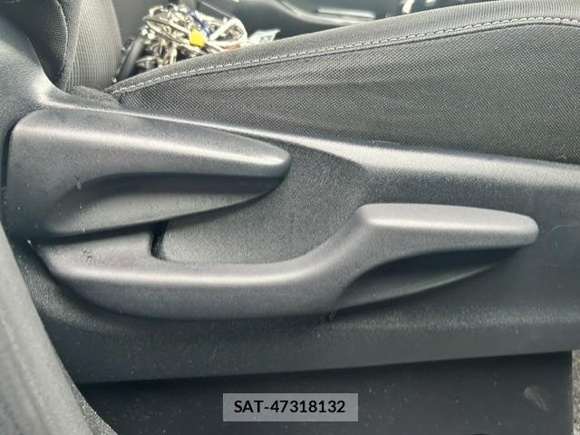 Toyota VOXY 2018-12 8856988-17