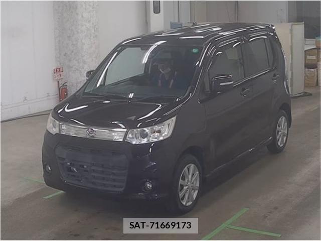 Suzuki WAGON R 2013-11 8856620-3