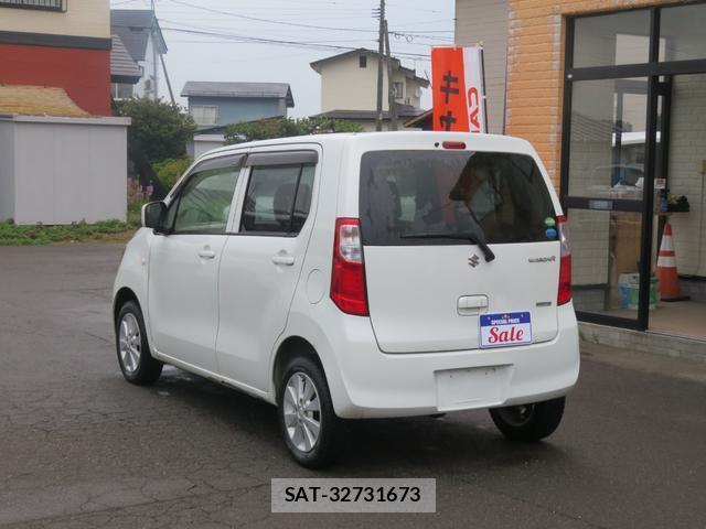 Suzuki WAGON R 2013-07 8856832-3