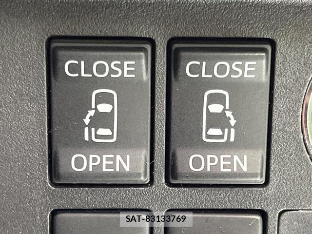 Daihatsu WAKE 2015-04 8855113-5