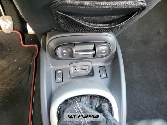 Renault WIND 2011-08 8854244-16