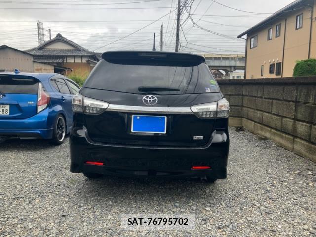 Toyota WISH 2013-03 8854475-13