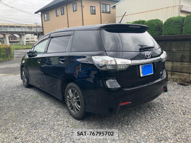 Toyota WISH 2013-03 8854475-2