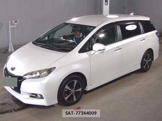 Toyota WISH 2013-10 8855787-0