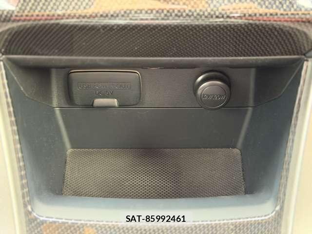 Subaru WRX STI 2015-01 8854923-18