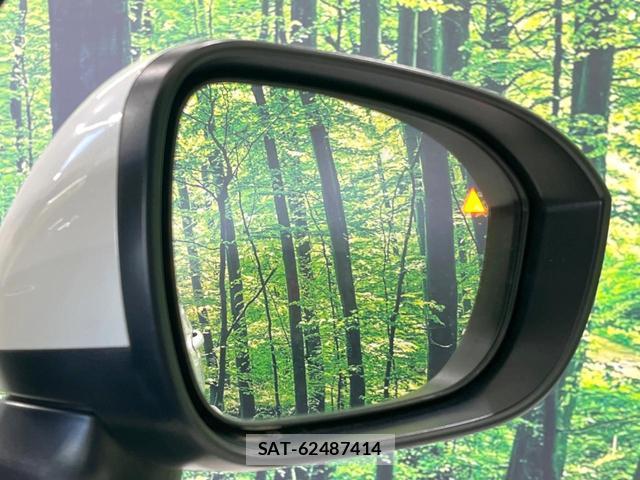 Nissan X-TRAIL 2022-08 8854308-5