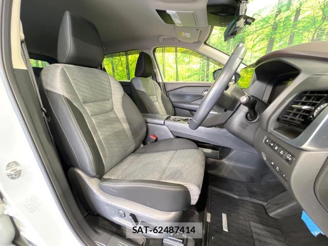 Nissan X-TRAIL 2022-08 8854308-7