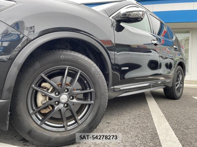Nissan X-TRAIL 2018-06 8854428-13