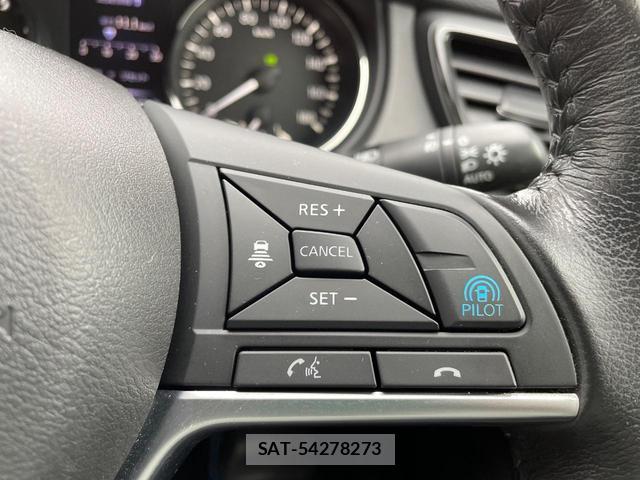 Nissan X-TRAIL 2018-06 8854428-6