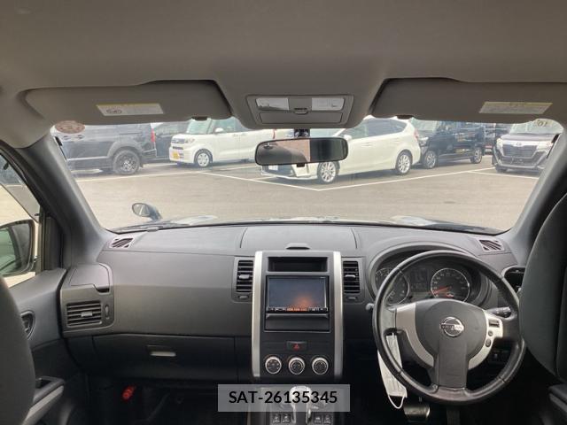 Nissan X-TRAIL 2013-09 8854479-0