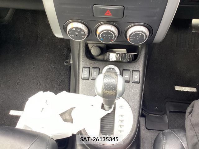 Nissan X-TRAIL 2013-09 8854479-2