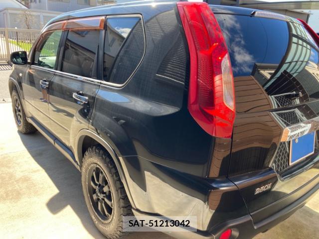 Nissan X-TRAIL 2010-12 8854562-13