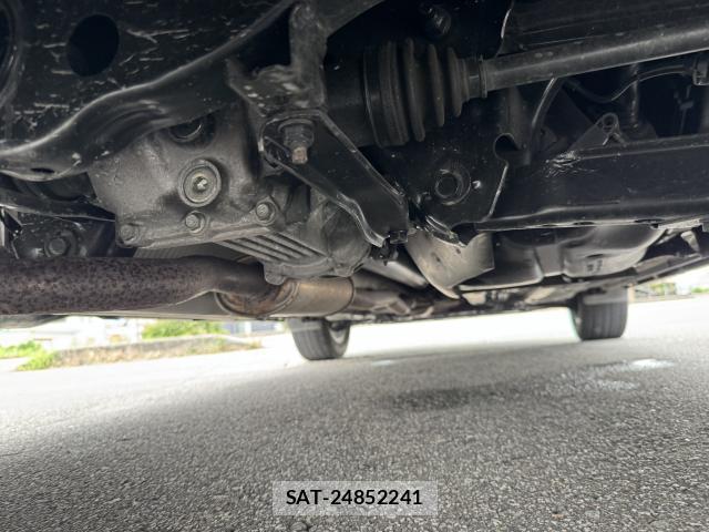 Nissan X-TRAIL 2016-10 8854728-11