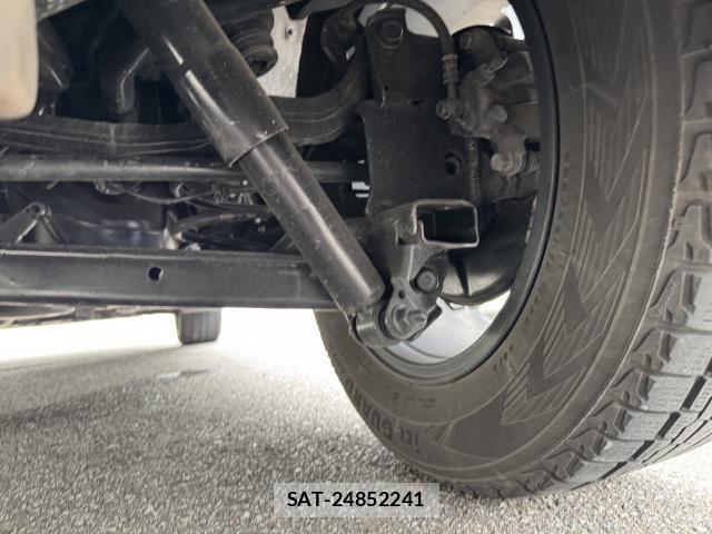 Nissan X-TRAIL 2016-10 8854728-9