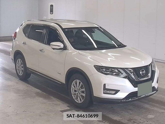 Nissan X-TRAIL 2018-06 8855554-0