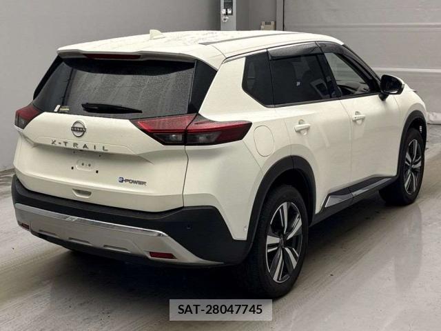 Nissan X-TRAIL 2023-10 8855581-1